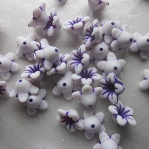 Purple and White Flower Acrylic Beads 13mm 16 Beads