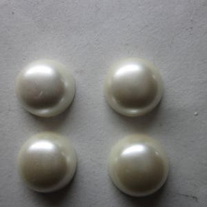 Acrylic Pearl Cabochons 17mm 4 Cabochons