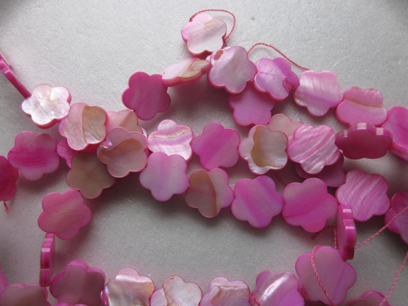 Fuschia Flower Mother of Pearl Shell Beads 15-16mm 10 Beads