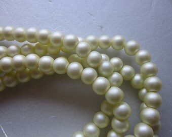 Pale Yellow Round Glass Beads 8mm 14 Beads