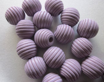 Lavender Wood Swirl Beads 18mm 12 Beads
