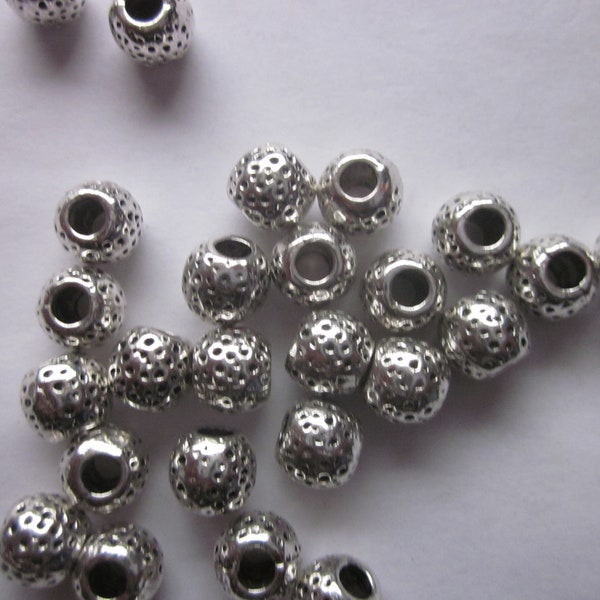 Silver Hammered Round Zinc Alloy Spacer Beads 7mm 14 Beads