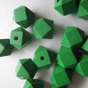 Green Wood Geometric Beads 20mm 8 Beads