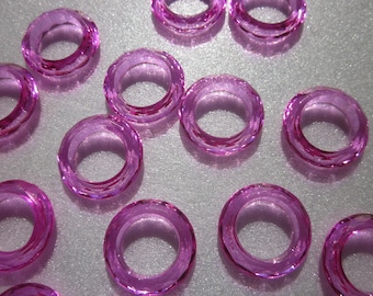 Fuschia Donut Acrylic Beads 19.5mm 12 Beads