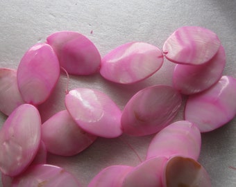 Pink Mother of Pearl Shell Beads 30-31mm 8 Beads