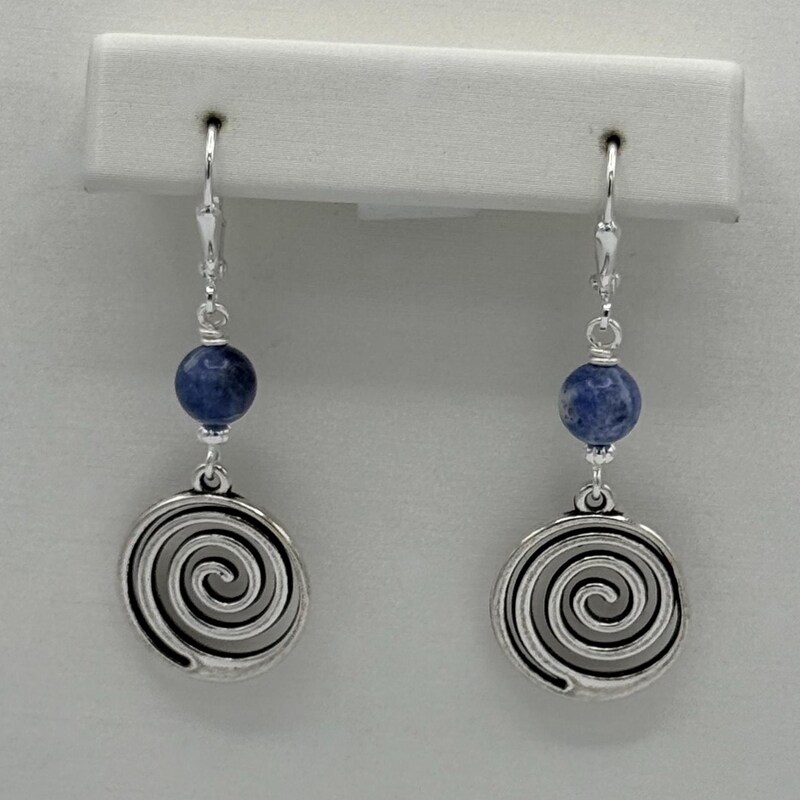 Matilda Swirl Earring
