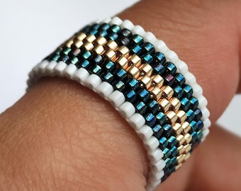 Tutorial en PDF: Anillo de peyote con cuentas