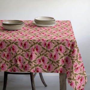 Pink Red Floral Tablecloth – Retro Botanical Table Linen for Romantic Dining Decor