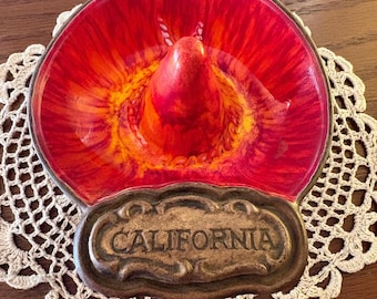 Vintage Souvenir Treasure Craft ‘California’ Sombrero Ash Tray or Trinket Dish - Mid-century