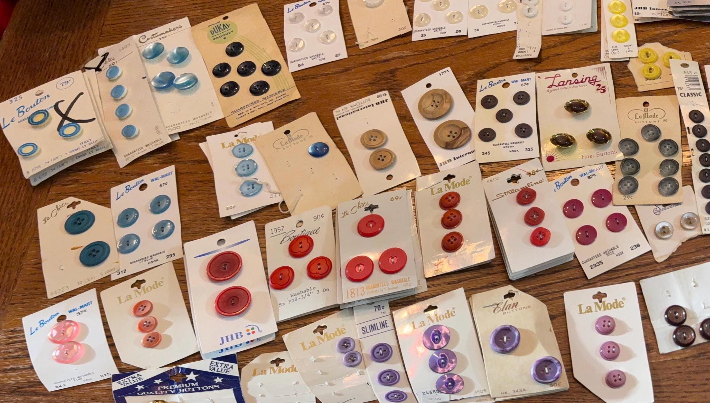 Le Bouton Buttons - Etsy