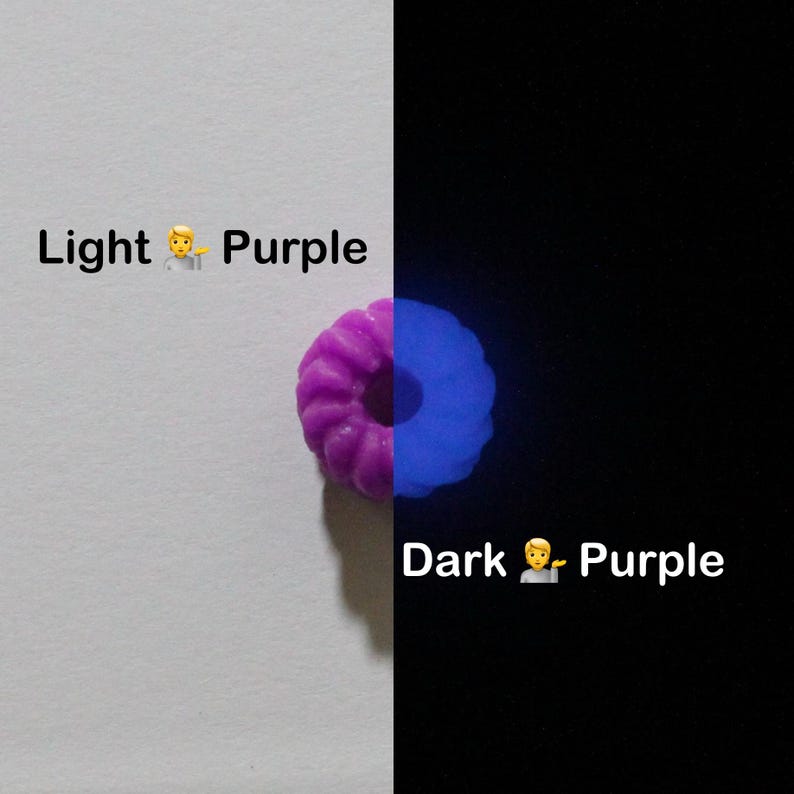 K&ouml;nnte beinhalten: Ein geteiltes Bild zeigt ein lila, ringf&ouml;rmiges Objekt. Die linke Seite ist helllila, und die rechte Seite leuchtet dunkelviolett. Der Text lautet "Light Purple" und "Dark Purple".