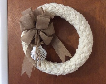 Crochet Celtic weave stitch wreath PATTERN,seashell,burlap bow, front door wreath,Beach costal wreath,ONLY 2 ends and 1 ball of bulky yarn