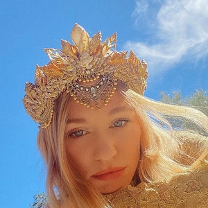 Sundream Mermaid Crown Festival Inspired Seashell Tiara without chains