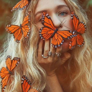 Barrettes à cheveux papillon monarque Prêtes à être expédiées image 4