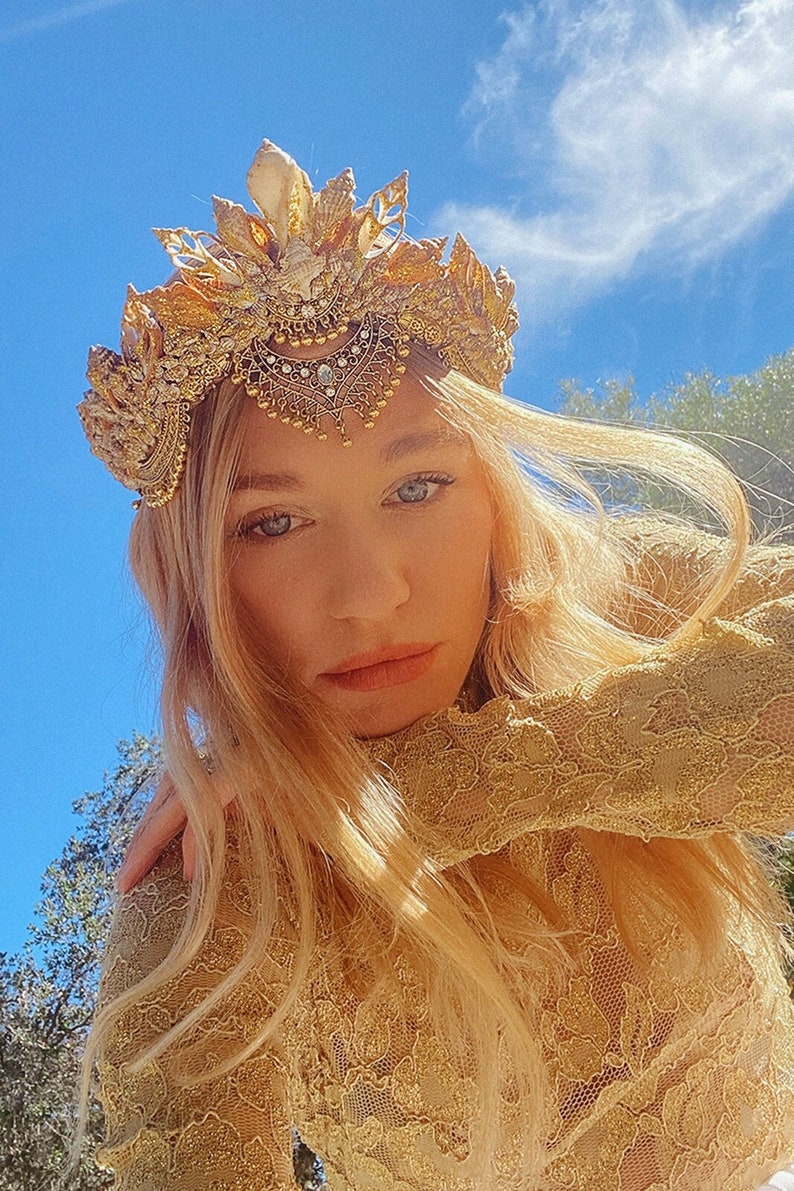 Sundream Mermaid Crown Festival Inspired Seashell Tiara without chains