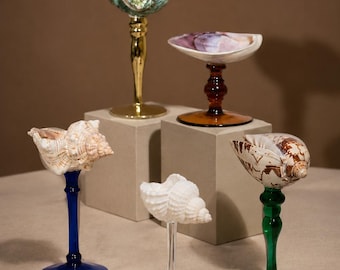 Handgefertigtes Muschel-Weinglas, Martiniglas aus einer Schneckenmuschel, Cocktailglas im Küstenstil, Trinkgefäße für Strandhochzeiten, Geschenk für Brautjungfern