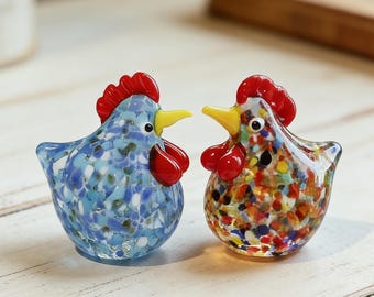 Glass-colored roosters, hens' statues, glass animals, hand-blown glass hens, Mother's Day gifts