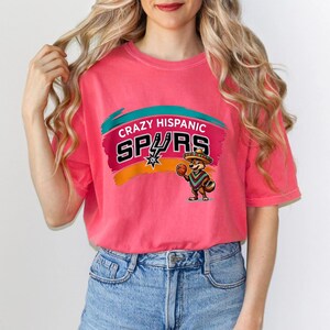 Spurs-fan-t-shirt med latinamerikanskt tema | San Antonio basketmatchdagströja bild 4