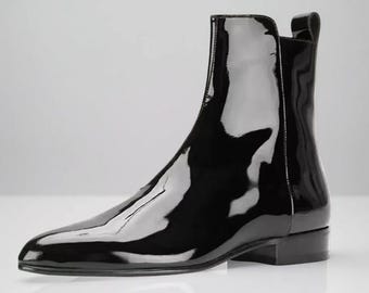 Botas Samson de charol negro de Christian Louboutin