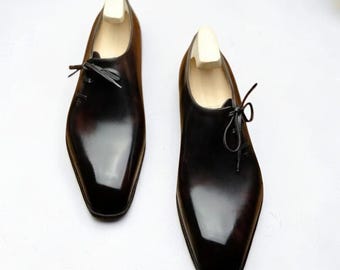 Zapatos formales nuevos para hombre, hechos a mano, de cuero genuino negro con cordones laterales.