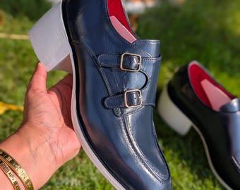 Zapatos de estilo monje auténticos, hechos a mano, con tacón de 5,4 cm, color azul marino, disponibles en todas las tallas.