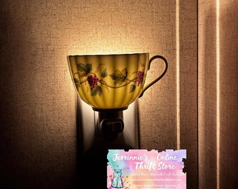 Vintage Teacup Night Light Set Grape Vine Porcelain Plug In Wall Decor 2pc
