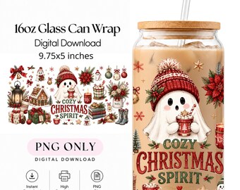 Puede incluir: Un archivo digital para vaso de 16oz de 9,75x5 pulgadas, con un fantasma con gorro rojo de punto sosteniendo una taza, rodeado de iconos navideños y el texto Cozy Christmas Spirit en rojo y verde.