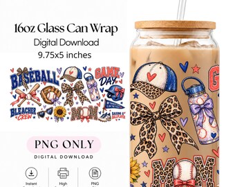 Puede incluir: Un archivo digital para vaso de 16oz que mide 9,75x5 pulgadas, con un diseño de béisbol que incluye lazos con estampado de leopardo, una gorra, una botella de agua, un girasol y la palabra MOM con un gráfico de pelota de béisbol.