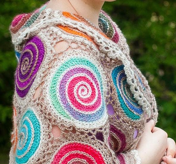35 Spiral Crochet Patterns for Intricate, Giftable Makes 10 When Alice Fell-Spiral Construction. Photo tutorial