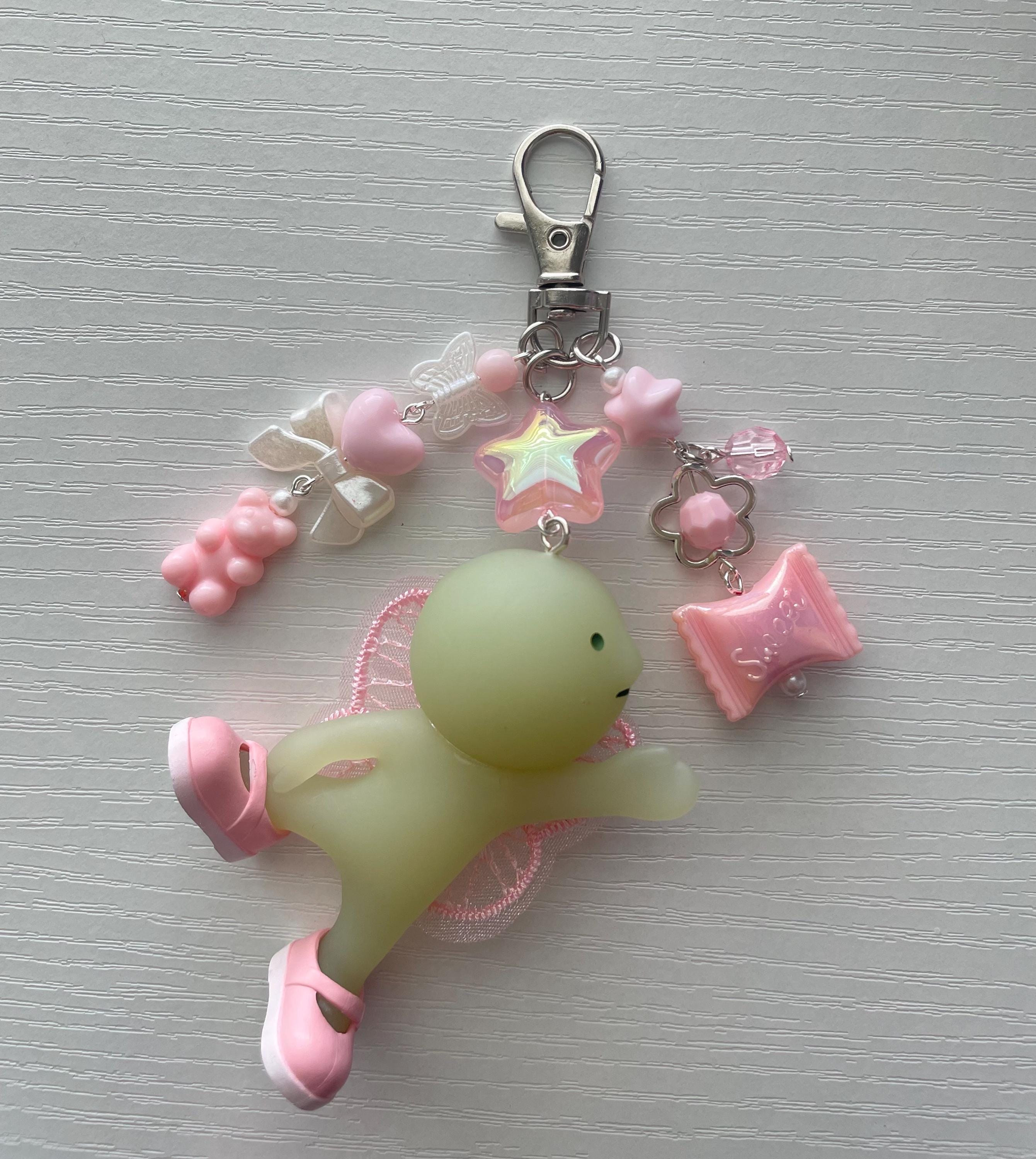 Smiski keychain - Etsy 日本