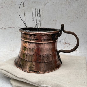 French Vintage copper pot