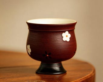 Taza de té de cerámica, taza para la ceremonia del té, tazón pequeño para té, taza de té Gongfu, taza de flor de ciruelo, ceremonia del té china, regalo de artículos para el té / Por Zenboodi