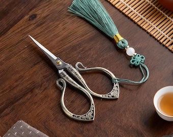 Zen Vintage Schere mit gesticktem Kürbis-Beutel | Orientalisches Handwerks-Werkzeug für Journaling, Kalligraphie-Tee-inspirierte Handarbeit | Näh-Schere