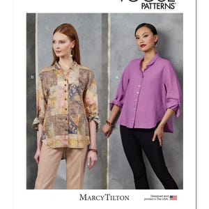 Puede incluir: Patrón de costura Vogue Patterns V1899 con dos camisas abotonadas. Una camisa tiene un diseño de patchwork en beige, marrón y azul. La otra es una camisa lisa de color lavanda. El patrón es de Marcy Tilton.