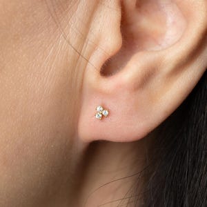 Tiny Trio CZ Flatback Stud Earrings,Dainty Diamond Cluster Flatback, Minimalist Silver Jewelry, Everyday Jewelry, Gift for Her (FB0018)