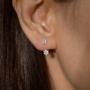 Orecchini A Bottone Fiore Di Ranuncolo In Argento Sterling 925 – 15mm Eleganti Donna