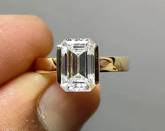 Classic 2.25 CT MM Emerald Cut Moissanite Solitaire,14k Solid Yellow Gold,Half Bezel Setting,3.0 MM Straight Band,Engagement Ring,In Fashion