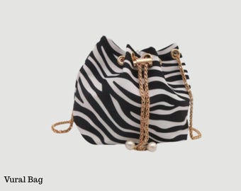 Bolso Cubo Estampado Cebra con Cadena Dorada Bolso Cordón Minimalista Mujer