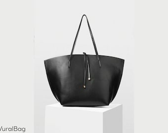 Minimalist Black Faux Leather Tote Bag – Large Structured Laptop Work Shoulder Bag