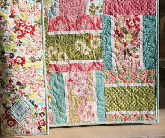 Throw Quilt Kit Layer Cake Pattern Blanket Quilt to Make Yourself Cott
