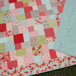 Beginner quilt sewing pattern PDF designed for layer cake fabric collections and easy modern patchwork quilting projects