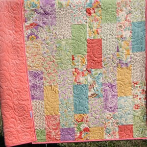 Beginner quilt sewing pattern with easy-to-follow patchwork construction designed for precut fabric quilting and fast sewing projects