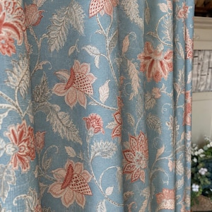 Cortinas de lino con estampado floral azul, cortinas botánicas vintage, cortinas de estilo cottagecore, paneles de cortinas florales de estilo campestre francés.