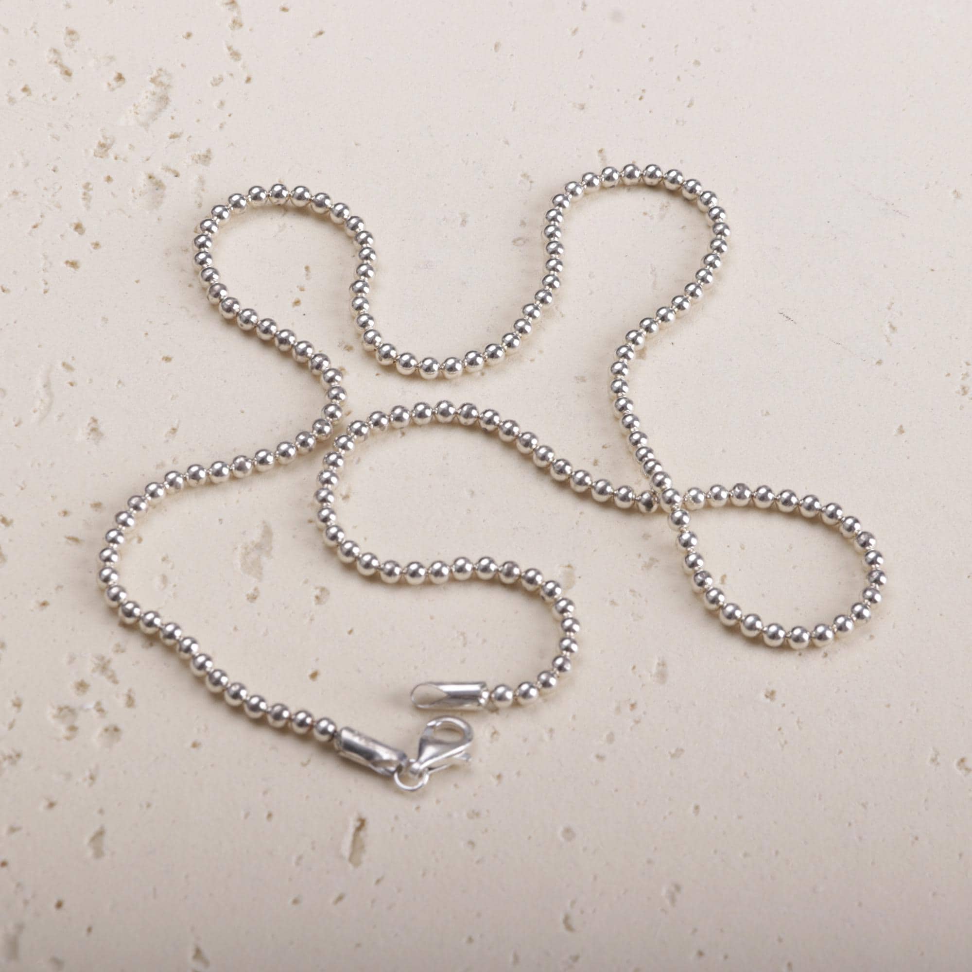 酸化スターリングシルバービーズボールチェーンネックレス 2.5 mm