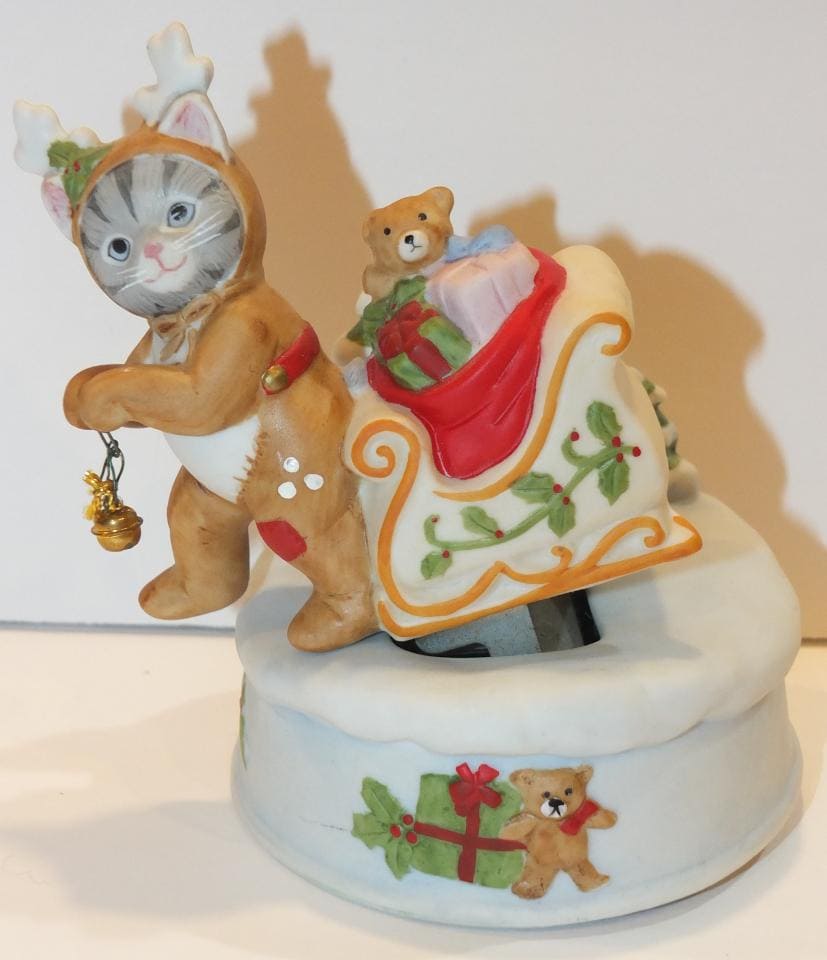 Kitty Cucumber Figurines - Etsy
