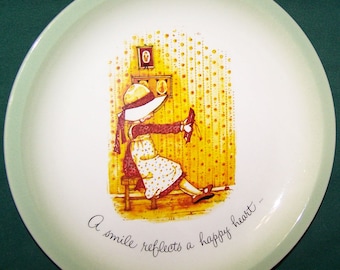 1972 Holly Hobbie "A Smile Reflects A Happy Heart"  Collectors Plate