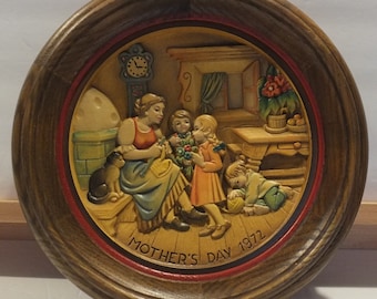 アンリ人形　壁掛けプレート◆お箱付　　　【Mother’s Day ・1973】 アンリ人形 壁掛けプレート◇お箱付 【Mother's Day ・1973】 アンリ