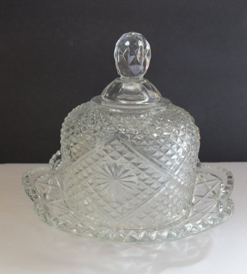 Avon Crystal Glass Dome Covered Butter Dish With Hostess Soaps MIB NOS