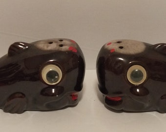 Whale Redware Pottery Salt and Pepper Shakers Jiggly Eyes Vintage Marineland Souvenir