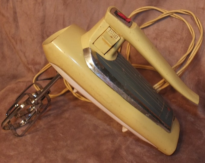 Vintage Yellow General Electric Hand Mixer Etsy